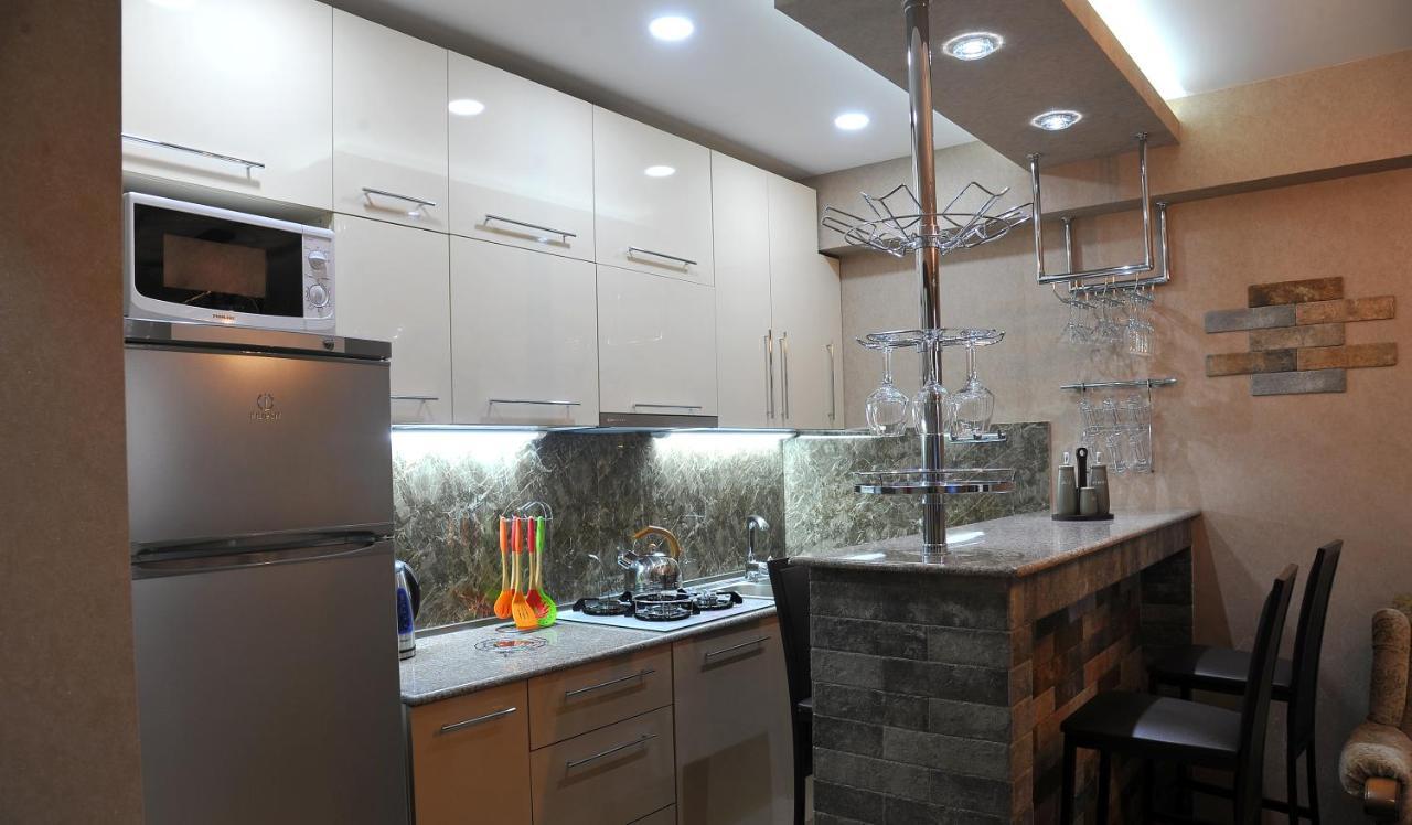 River Side Apartment Tbilisi Bagian luar foto